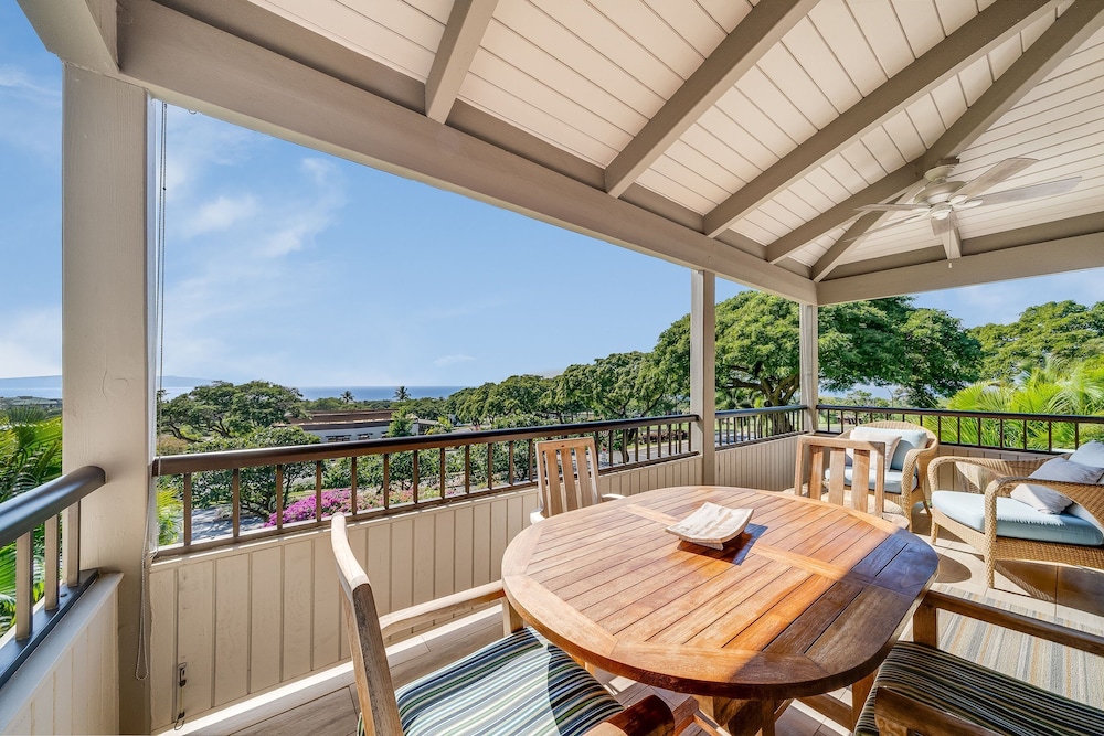 Extraordinary Molokini Views, Spectacular Renovation, New Split AC, Ocean Views!