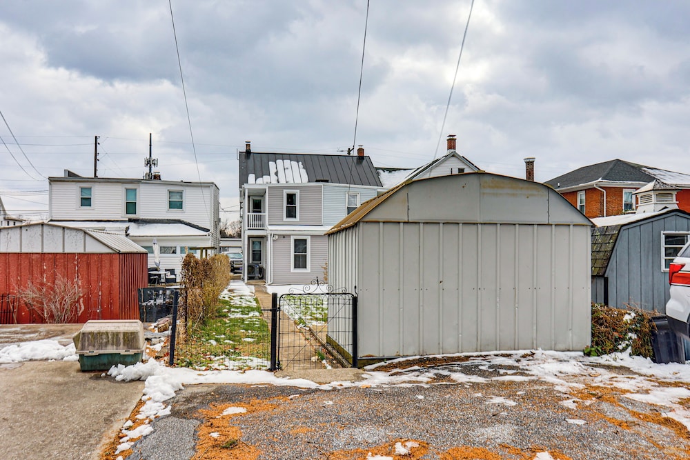 2 Mi to Dtwn Harrisburg! Convenient Duplex