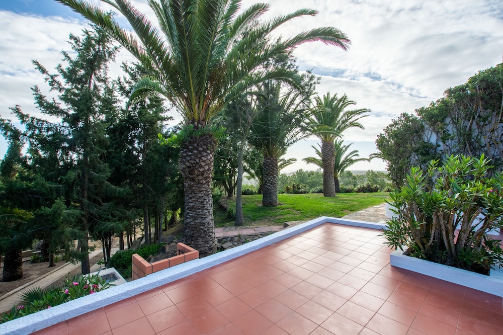 Impeccable 3 Bedroom House, sea View in Aljezur