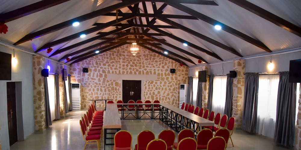 meeting & event spaces