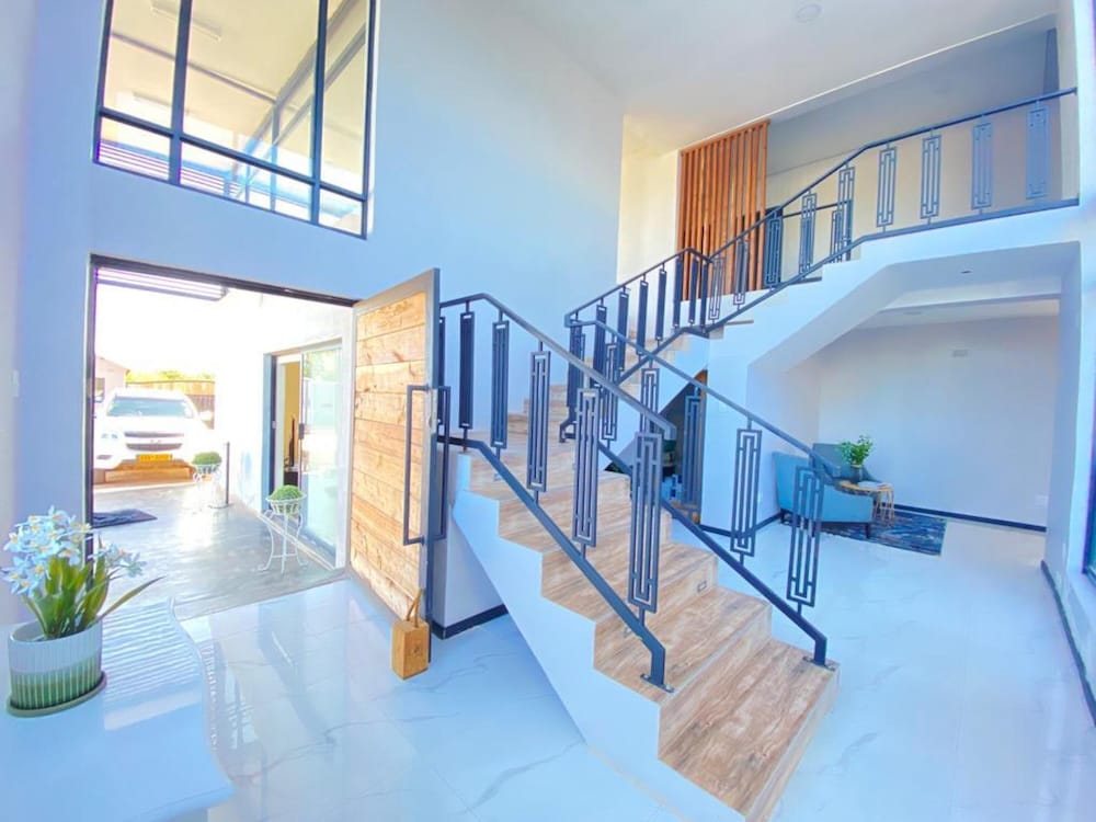 Luxurious Mangethe Suite - 2206