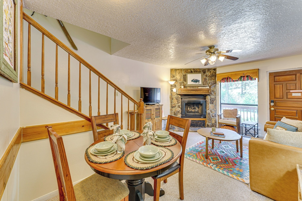 Bike, Hike & Ski: Creek-view Condo in Red River!