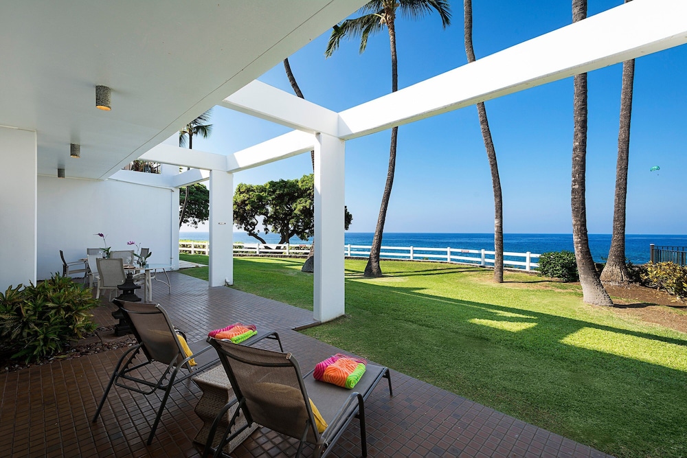 Ocean Front Villa - Central AC- Vrkcv