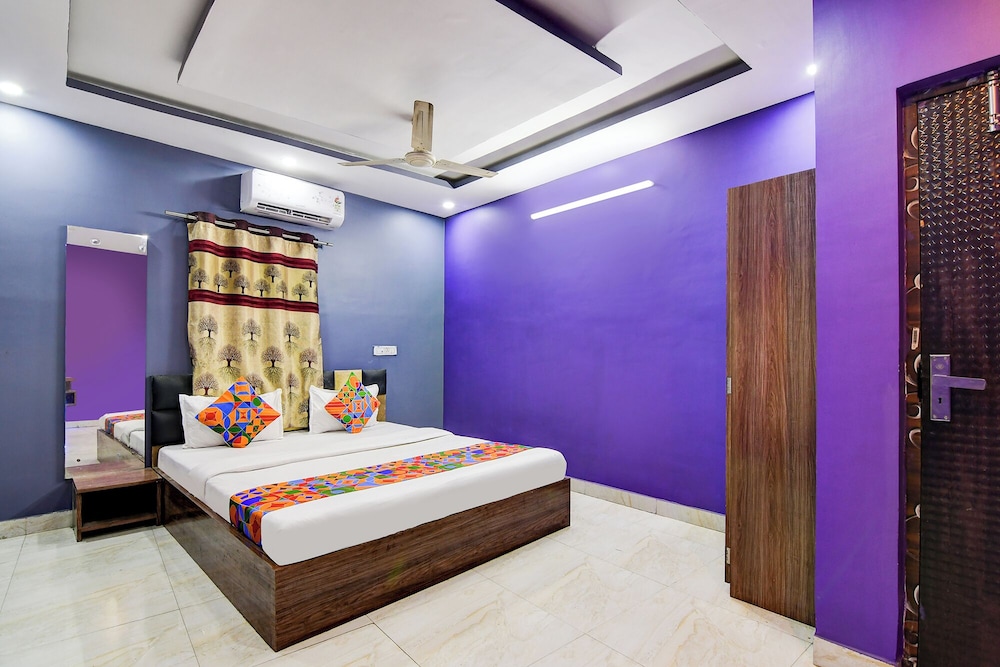 Fabhotel Love Birds Chinar Park