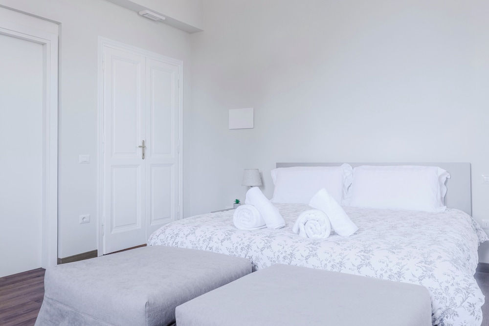 Vatican Pertusa Luxury Suites
