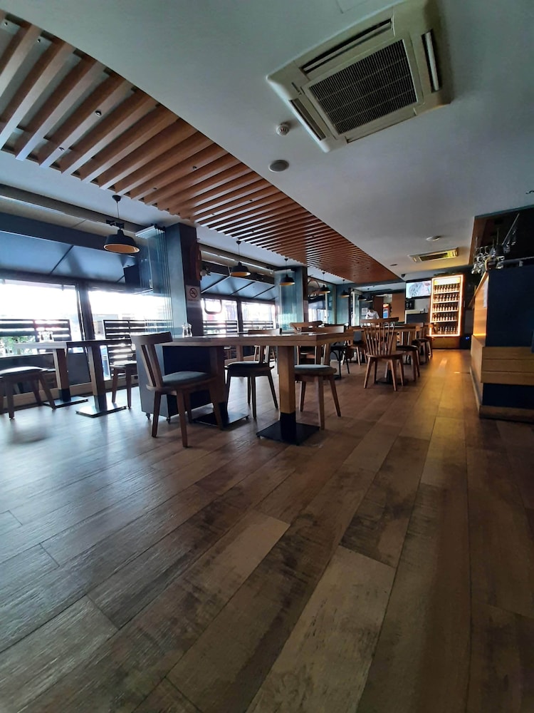 Sapko Airport Otel - Image 7