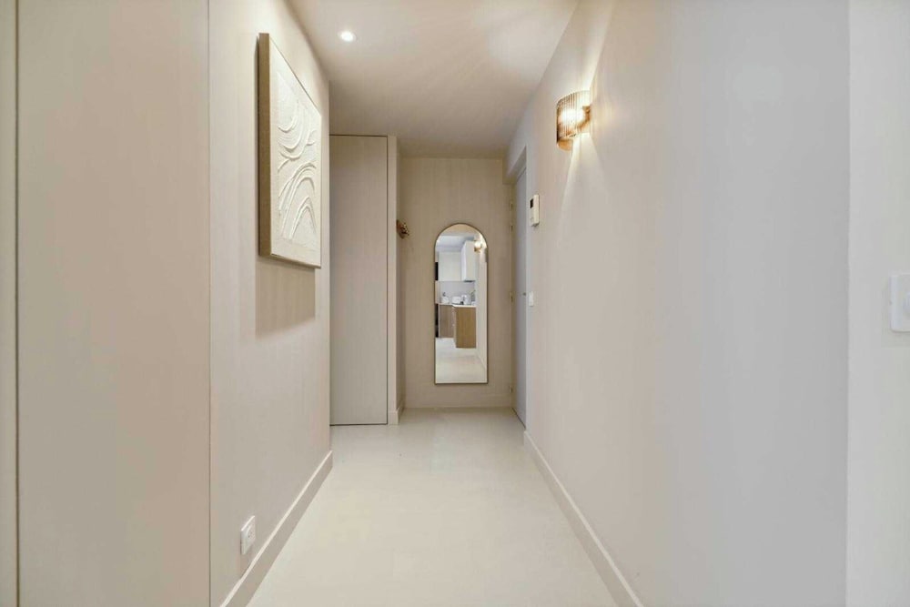 Chic 2br/4p Apartment - Saint-tropez Lices