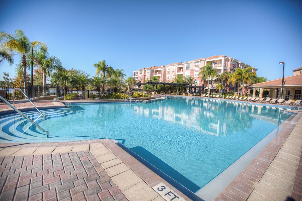 4802 Cayview Avenue #308
