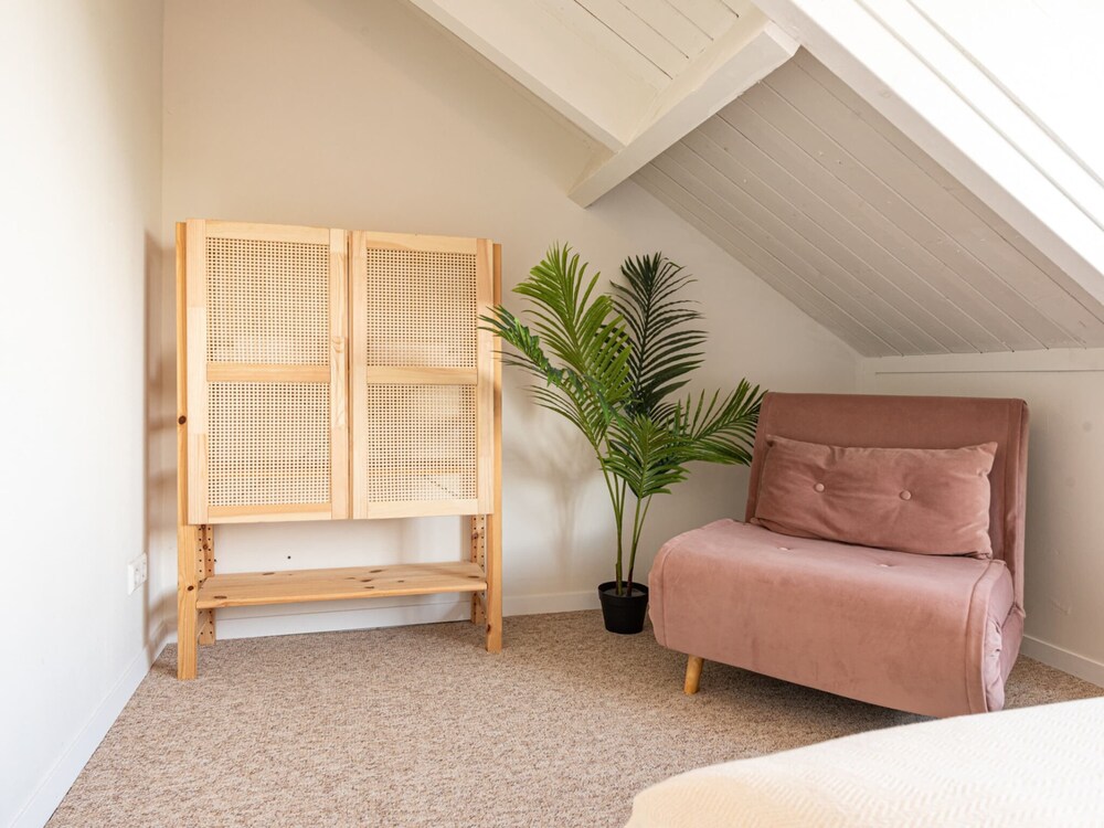 Suite in Vrouwenpolder Near North Sea Beach
