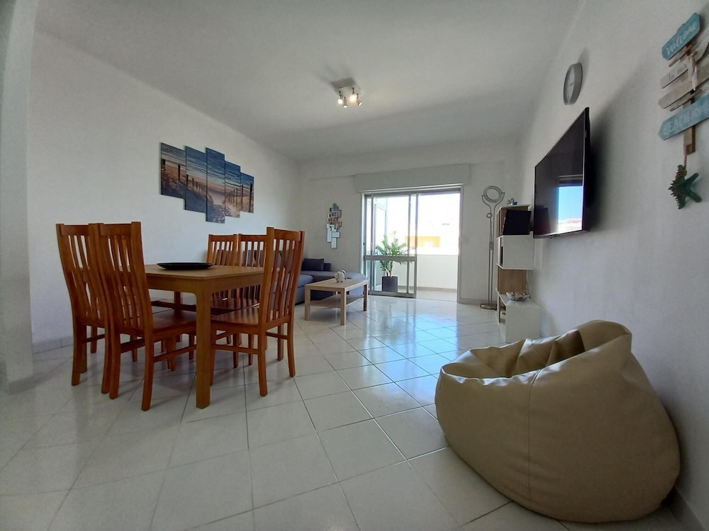 T2 Gaveto Vista Mar Frente Praia