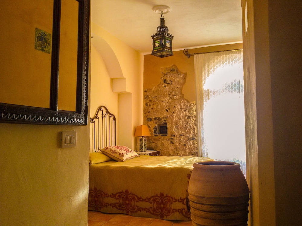 Marulivo Hotel