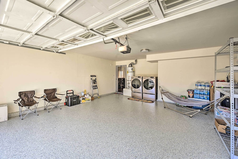 San Diego Sanctuary w/ Hot Tub & Large Patio!