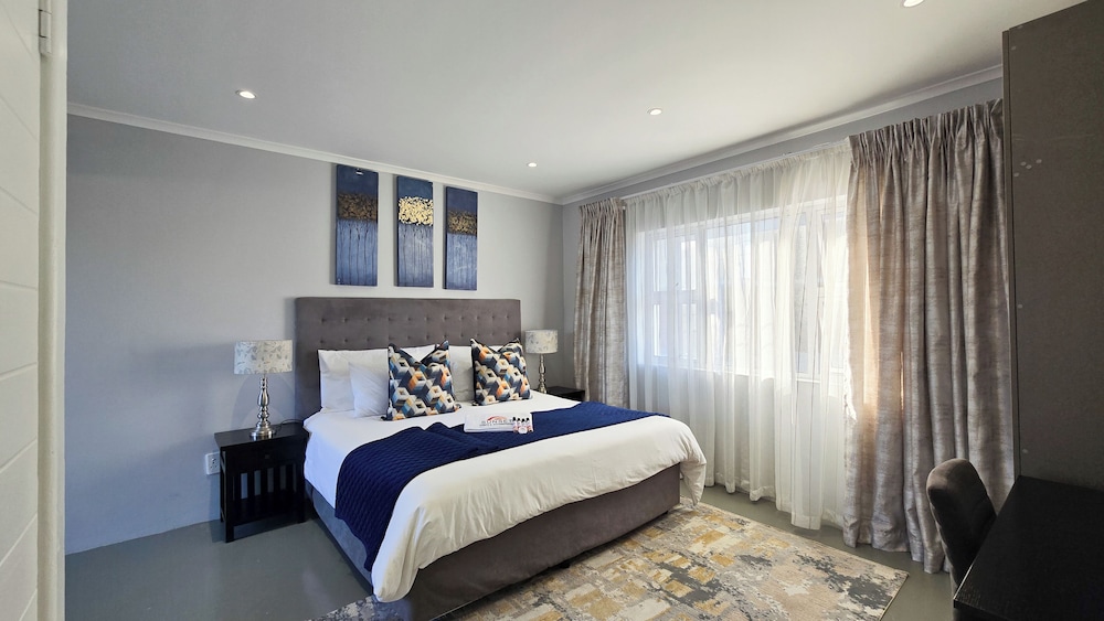 Sunset Events and Accommodation