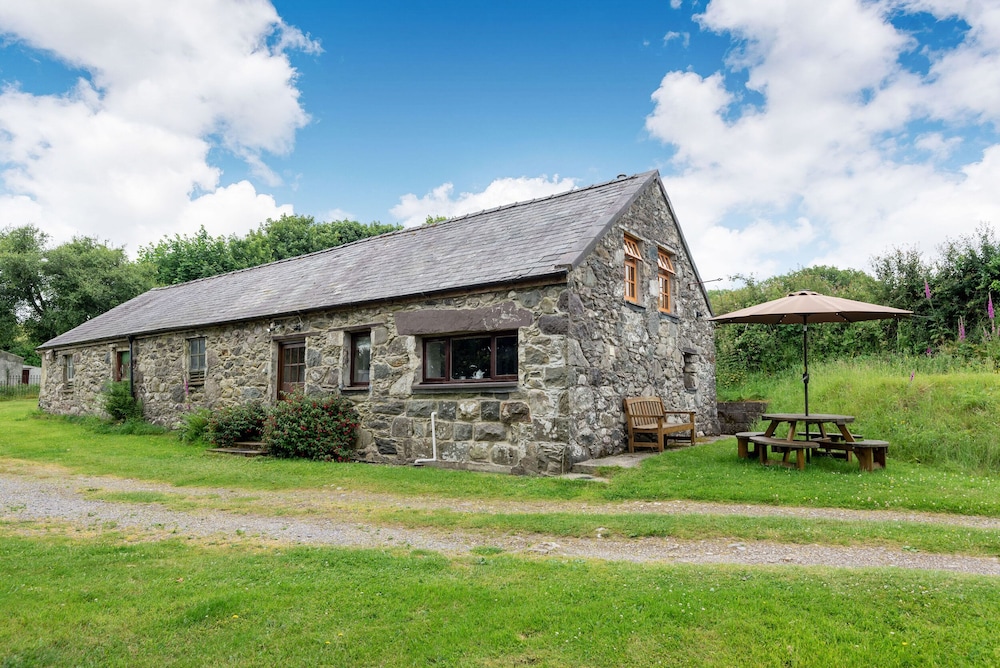 Tryfan Cottage view 4