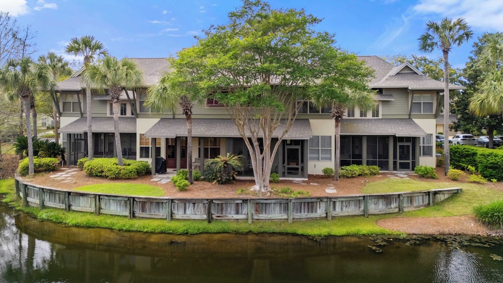 Serene Pondfront Stay w/ View, Pool Access, & Walk to Baytowne Wharf