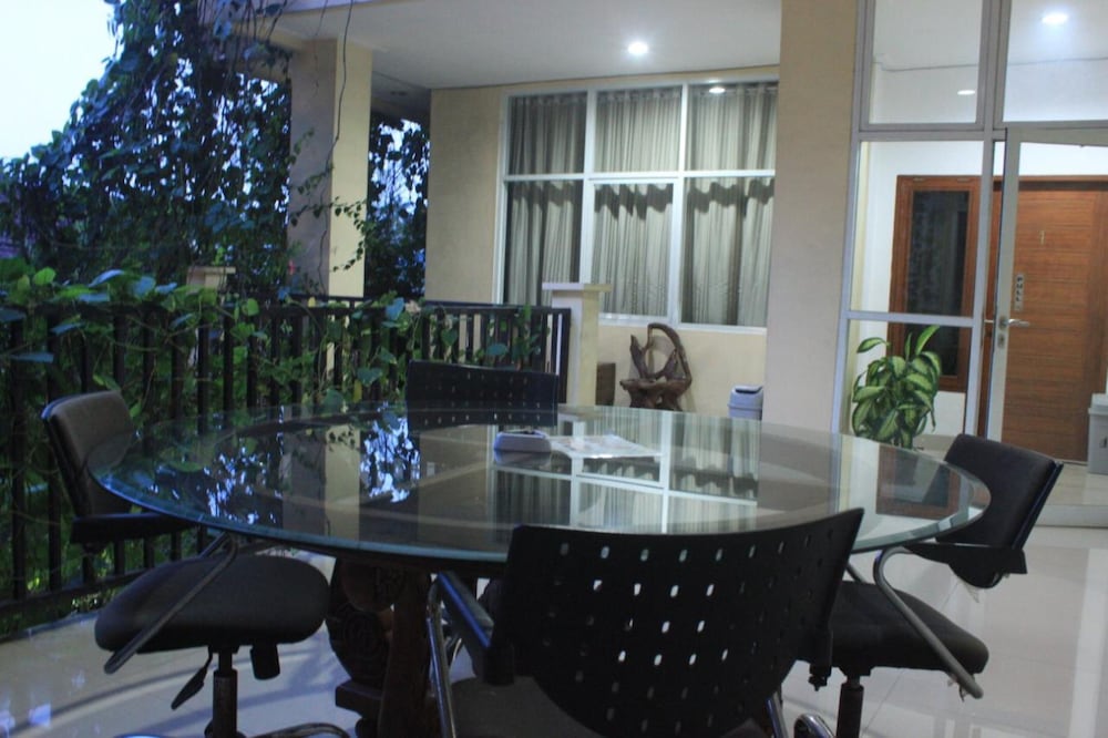 meeting & event spaces