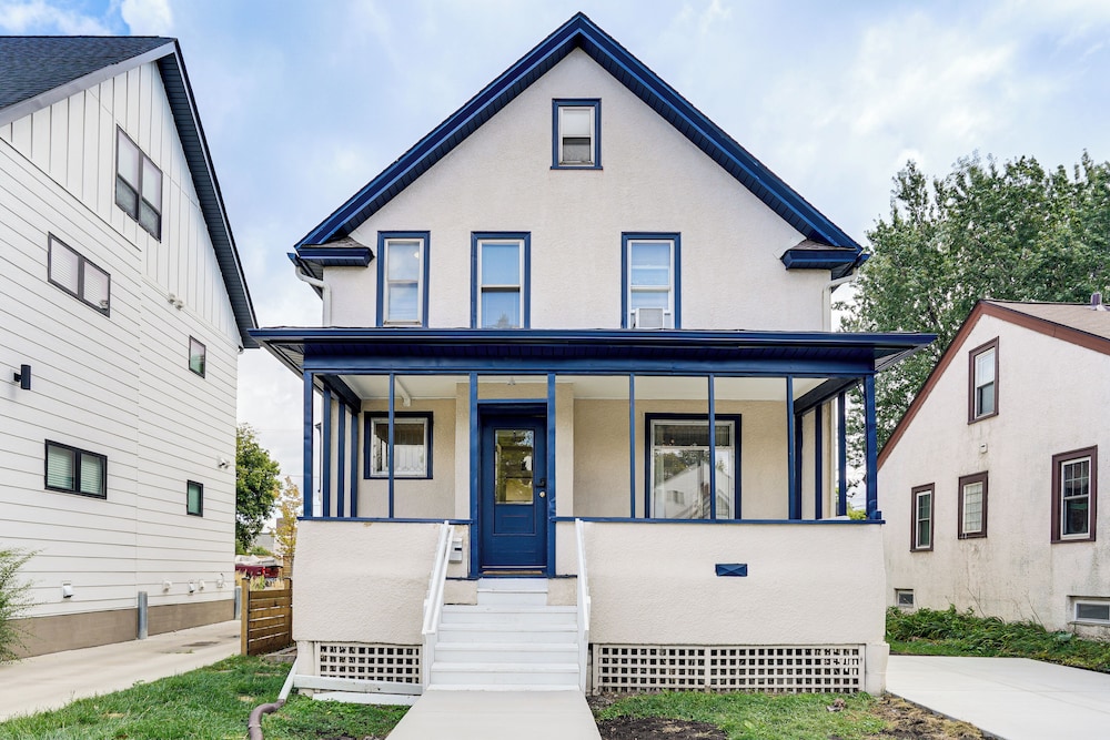 1 Mi to University: Spacious Home in Minneapolis!