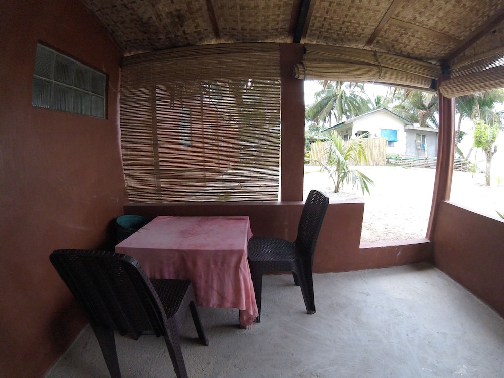 Carabao Backpackers & Guesthouse