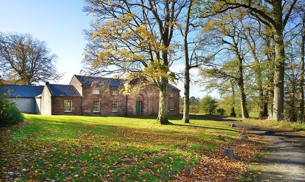Finnich Cottages