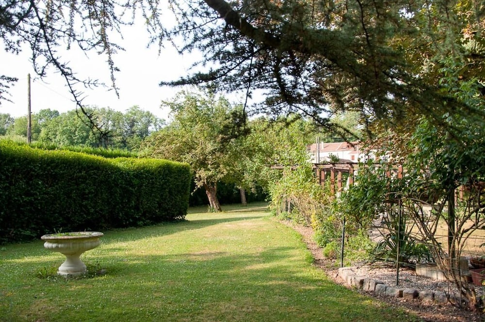 Maison Lalongère