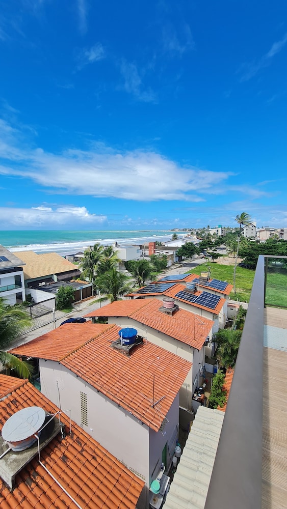 Flat Charmoso Vista Mar by La Playa