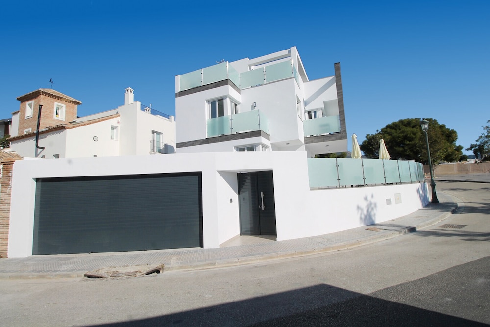 1062 Villa Picasso view 4