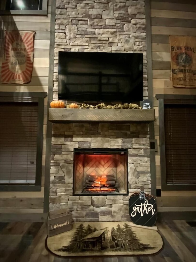 Coal Camp Lodge