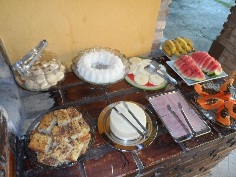 POUSADA ÁGUA DE COCO