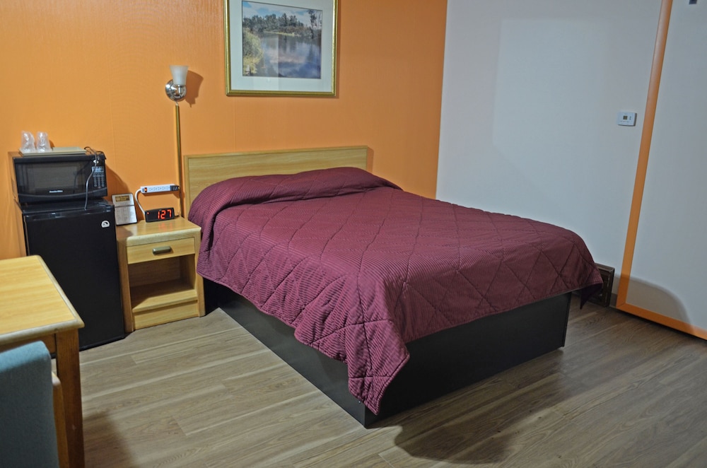 Budget Host Inn Iron Mountain