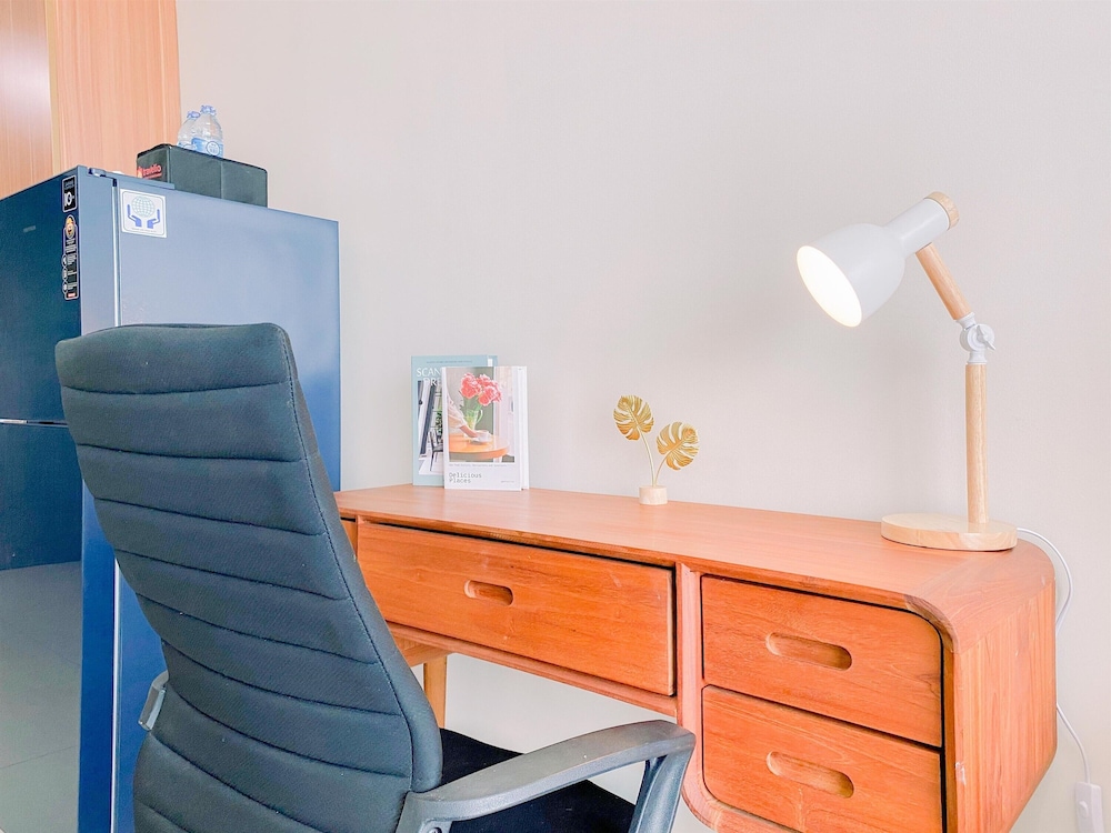 Comfy And Best Deal Studio At Nine Residence Apartment