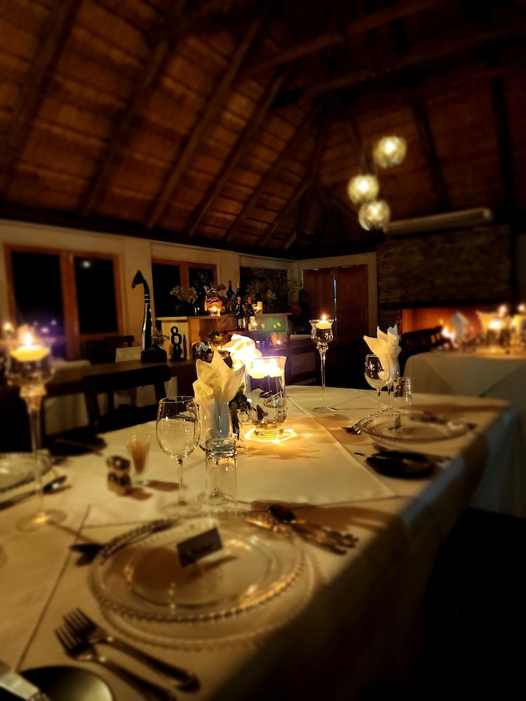 Karongwe - River Safari Lodge