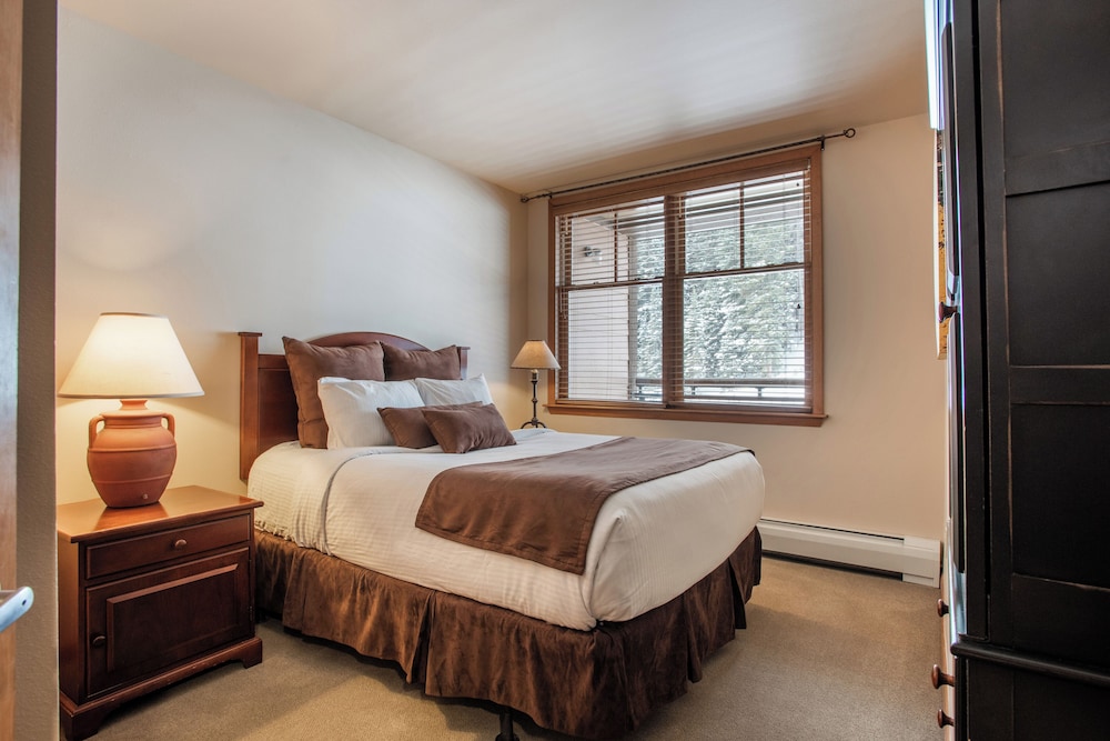 Winter Park CO - Zephyr Mountain & Fraser Crossing/Founders Pointe Condos