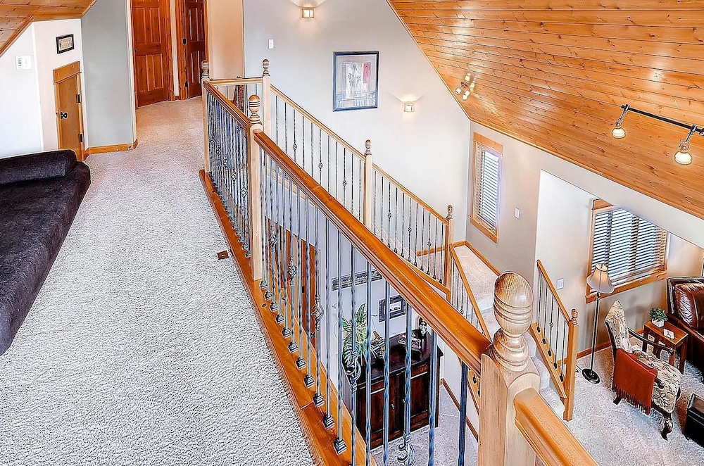 Cascade Mountain Villa