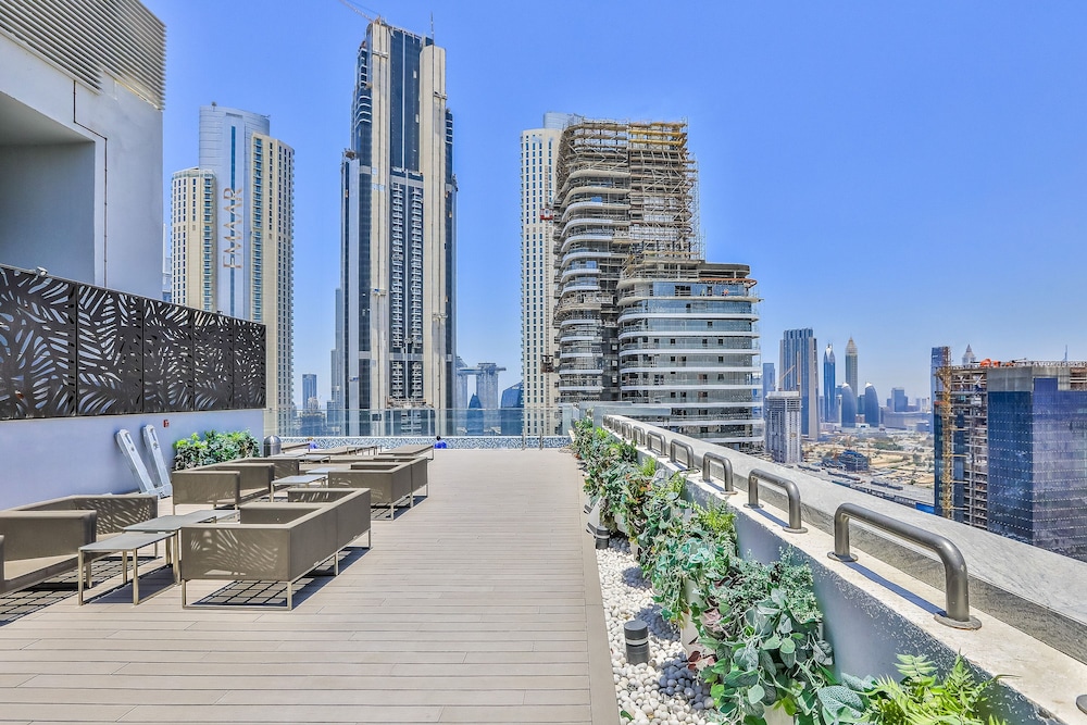 Driven Holiday Homes - Mada Residences
