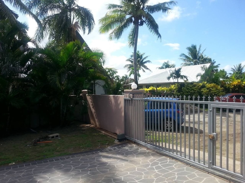 Marrs Villa - view 20