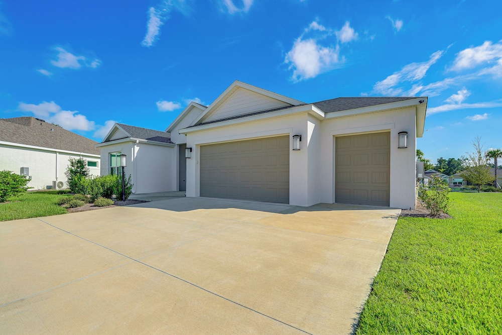 Private Patio & Pool Access: Home in The Villages view 5