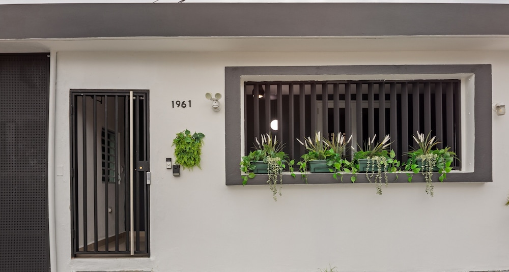 Kb 123 3bd2ba Pool Walk to OceanPark
