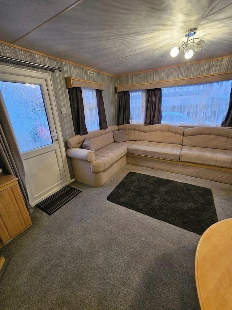Coastal Caravan Butlins - Skegness