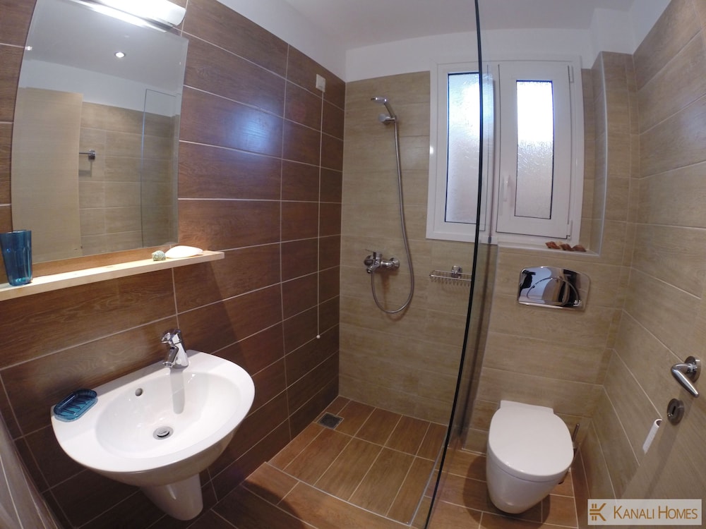 Kanali Homes - Property Image 13