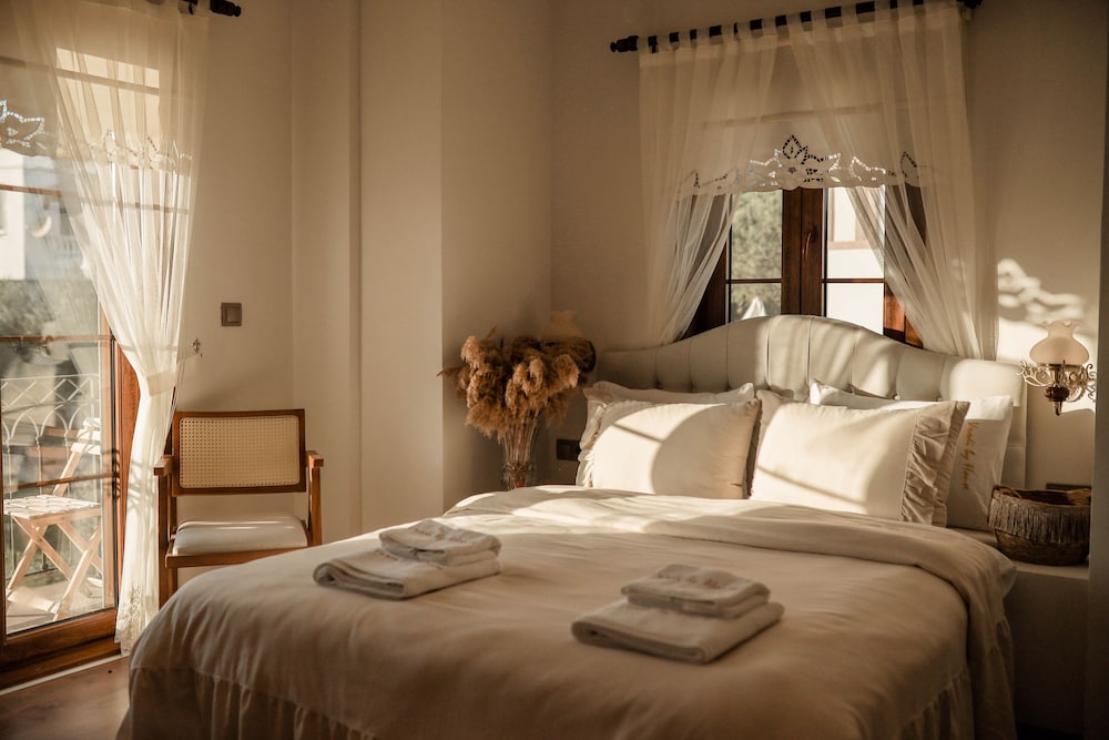 Vrodi By House - Image 17