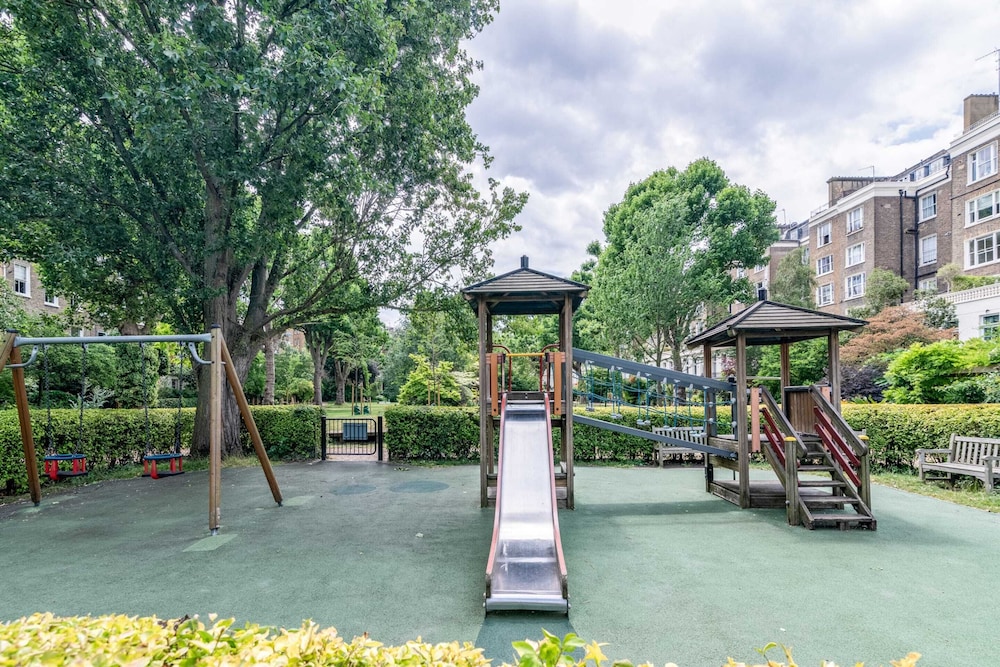 Canal Crescent Charm Flat With Stunning Views, Little Venice