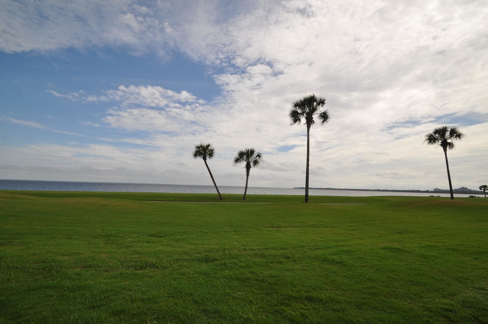 24 Players Club 2 Bedroom Condo By Coastal Dreamin