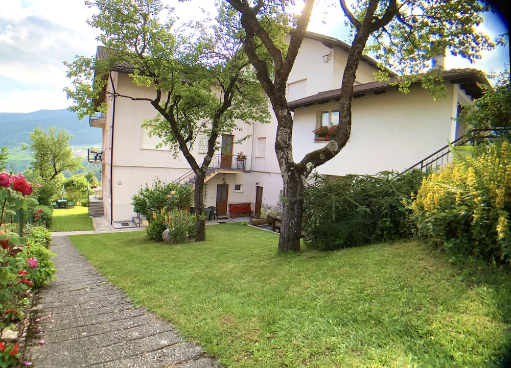 Photo 13