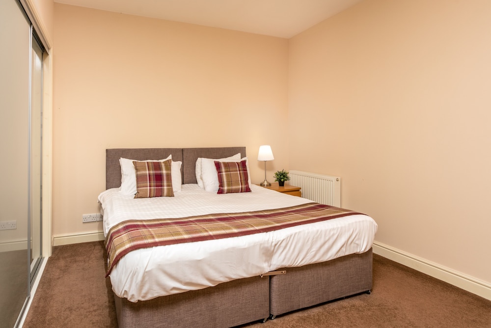 Elliot Suite No1 - Donnini Apartments view 2