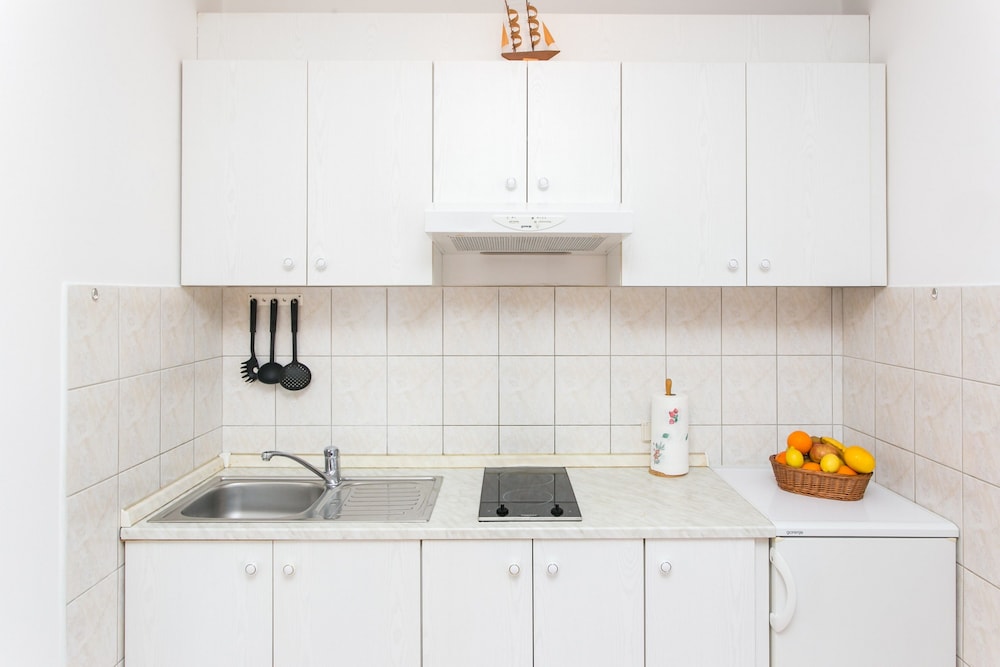 Apartments Miramare & Campara