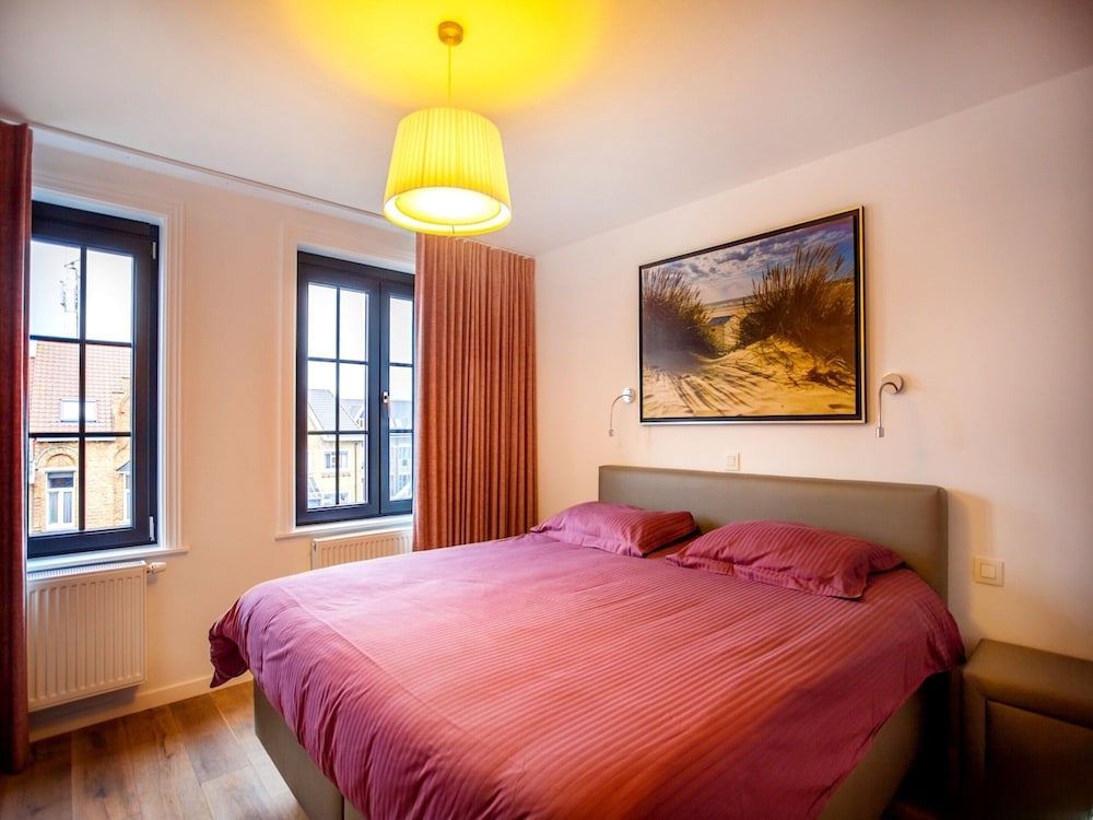 Modern, Snug Holiday Home Near Koksijde Beach