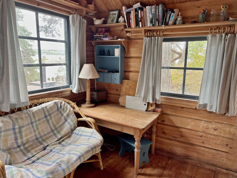 Seaside Cabin With Private Sauna