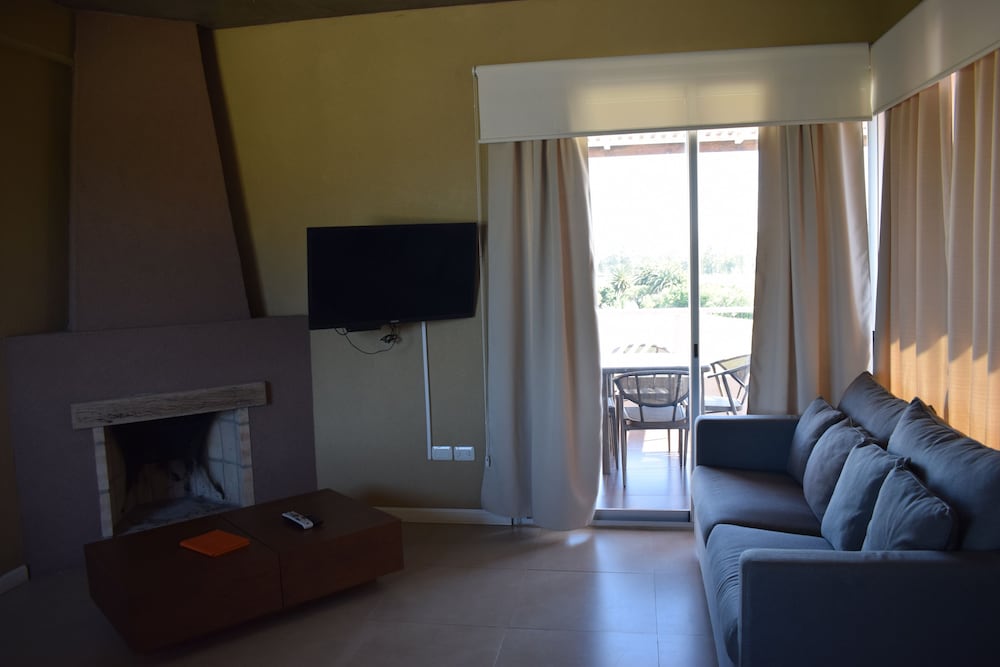 Lomas del Real Resort