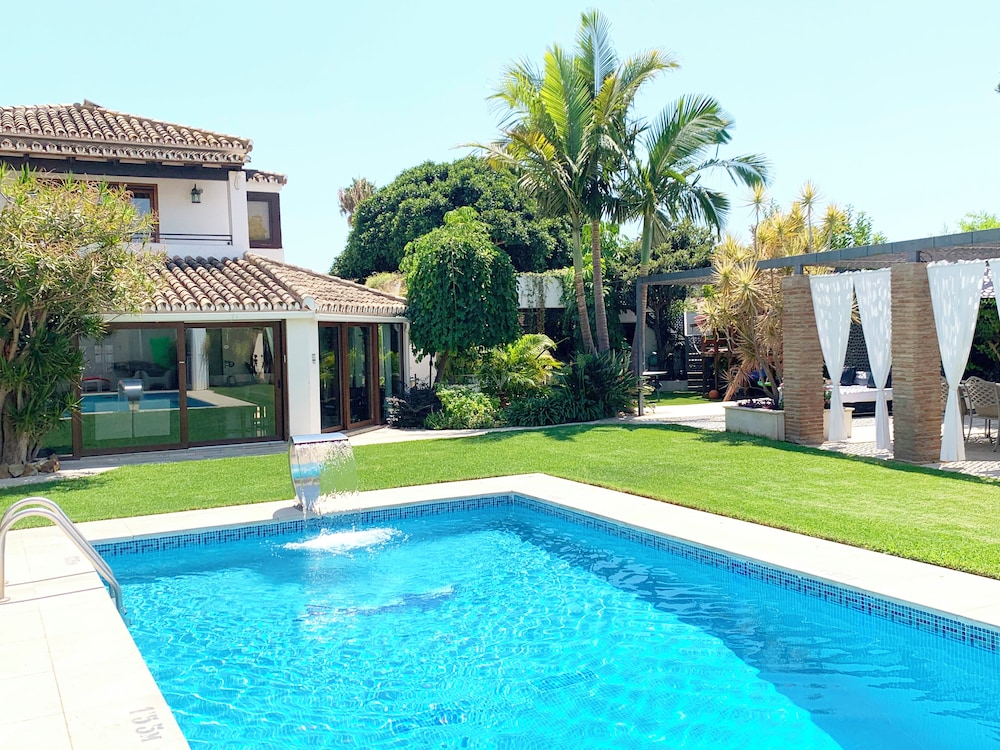 Villa Turrión