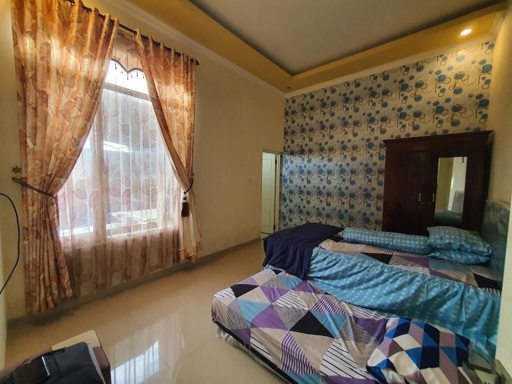 SUNRICH Villa Syariah